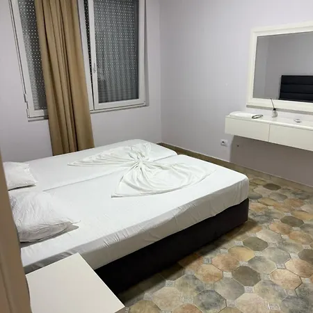 Apartment K Shëngjin
